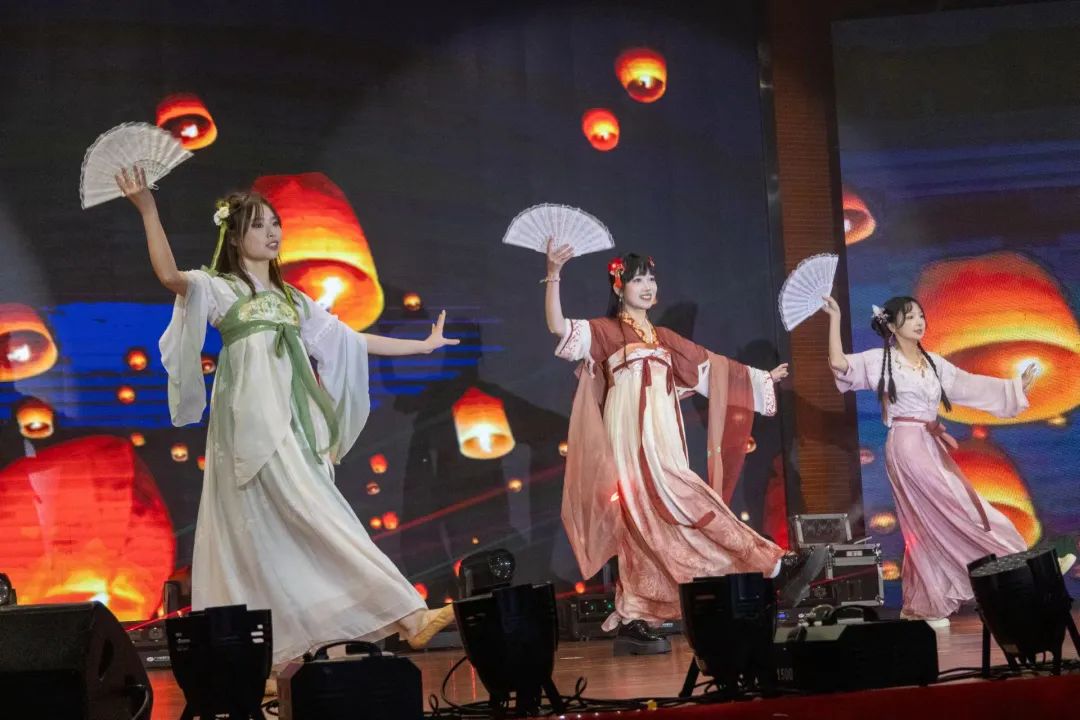 主播福利